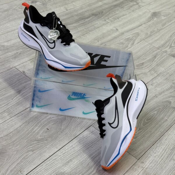 Nike ZoomX 1:1 crema