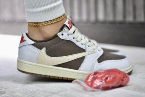 Nike x Travis Scott 1:1 Multicolor