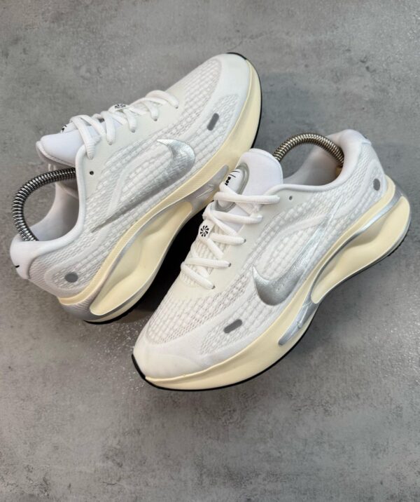 Nike Journey Run 1:1 Blanco V2