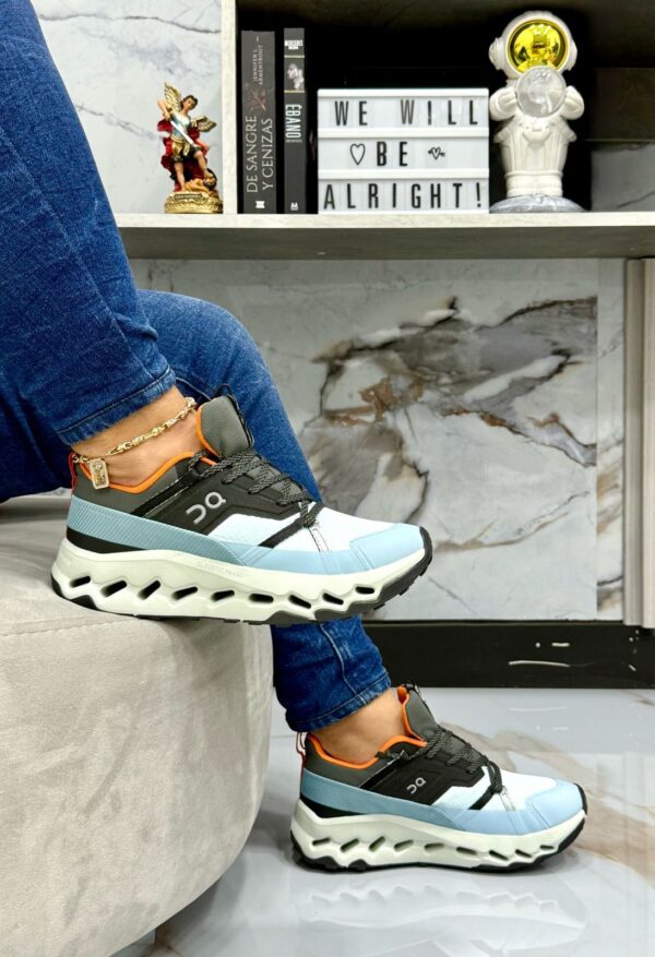 On Cloudswift Running 1:1 Multicolor V3