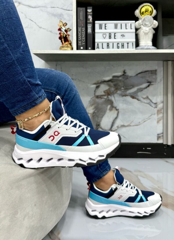 On Cloudswift Running 1:1 Multicolor V1